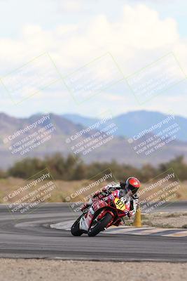 media/Nov-16-2025-Race Pace (Sun) [[8c5fa54630]]/Non Verified Riders (1st 20 Minutes)/5-Turn 15 (110pm)/